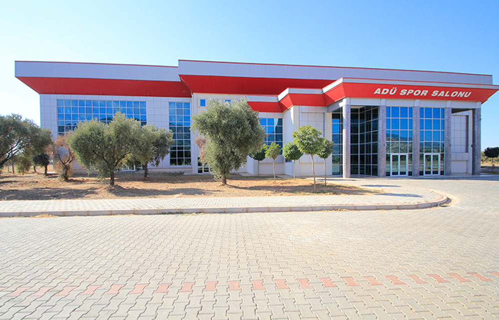Adnan Menderes Üniversitesi Açık ve Kapalı Spor Salonu