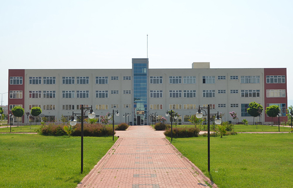 Adnan Menderes Üniversitesi Hayvan Hastanesi